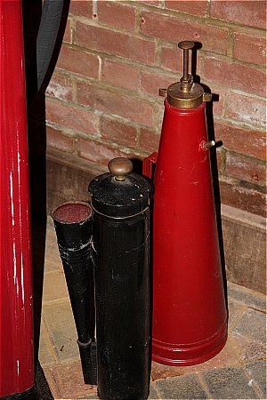 EXTINGUISHER & HORN - click to enlarge